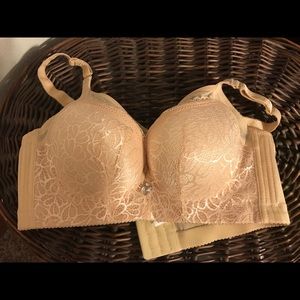 Underwire cream Bra 38C